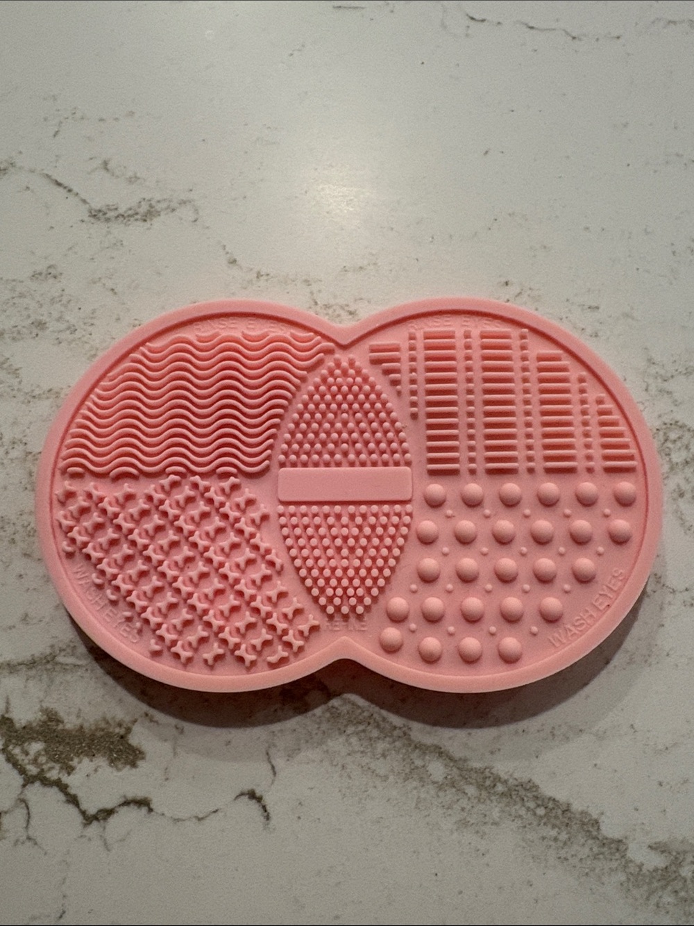 NWOT Makeup Brush Cleaning Mat, Silicone Makeup Brush Cleaning Mat, Pink
